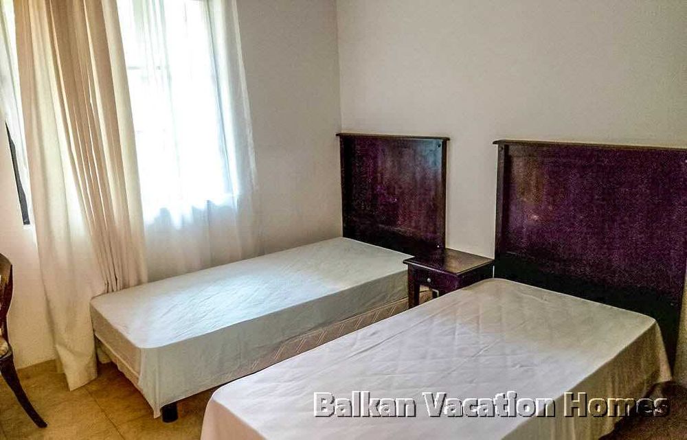 Продава се Тристаен апартамент в Обзор - 113 кв.м за 510 €/кв.м - Снимка #12