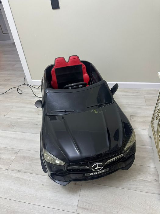 Машина детский мерседес!