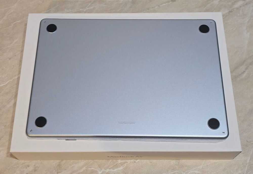 MacBook Air 15 M4 16/512 Sky Blue