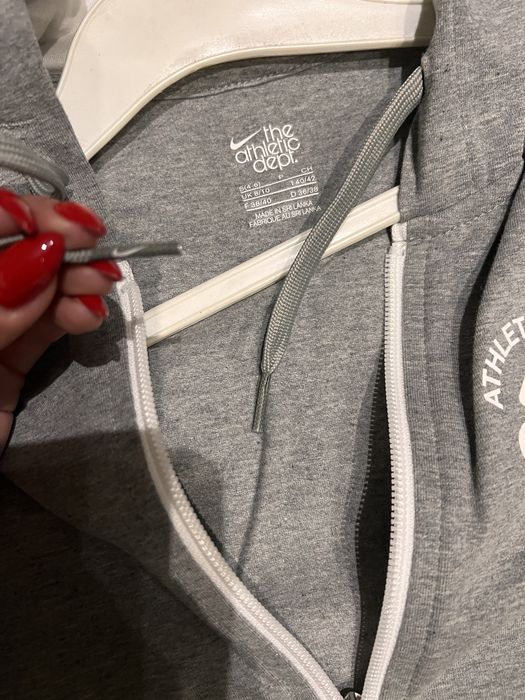 суичър Nike оригинален