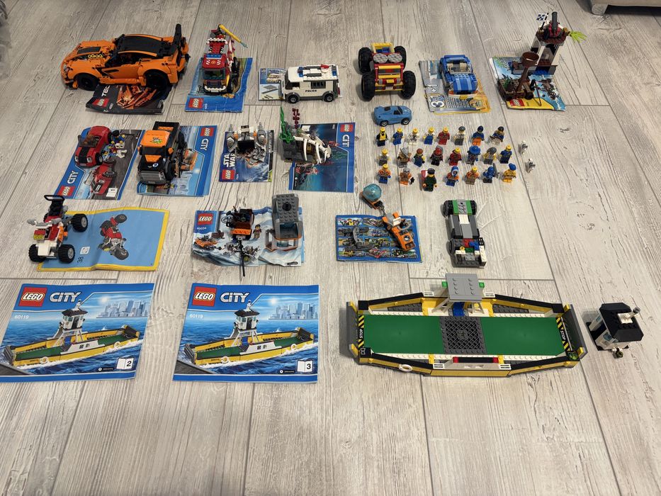 Lego originale (gratuit camera auto plus 4 carduri NFC)