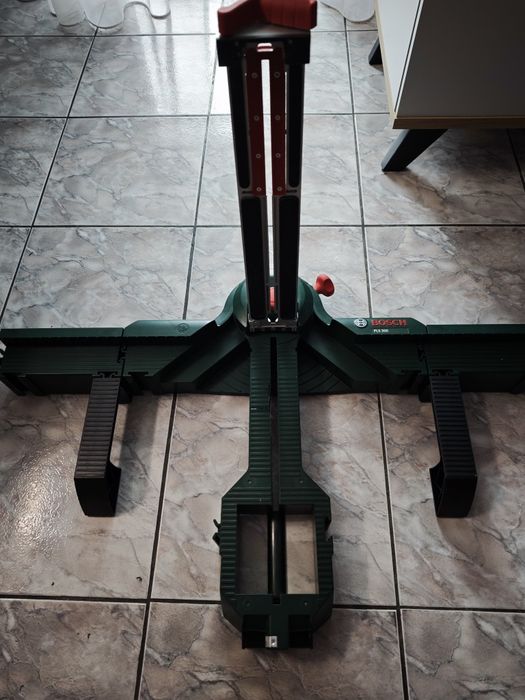 Bosch PLS 300 - statie pentru taiere, unghi 45