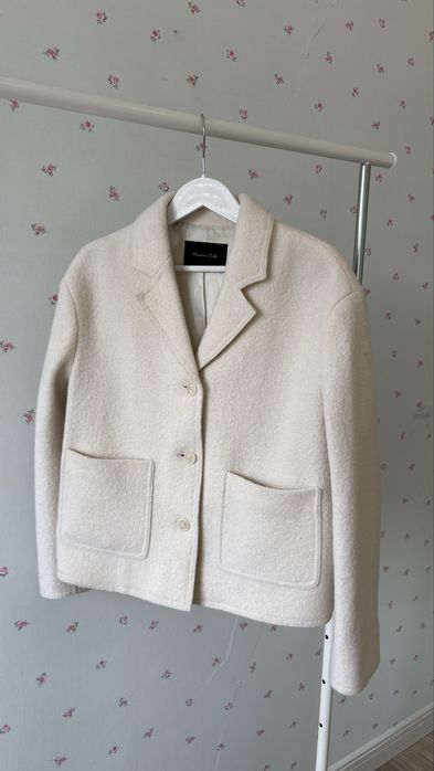 Пальто от бренда massimo dutti