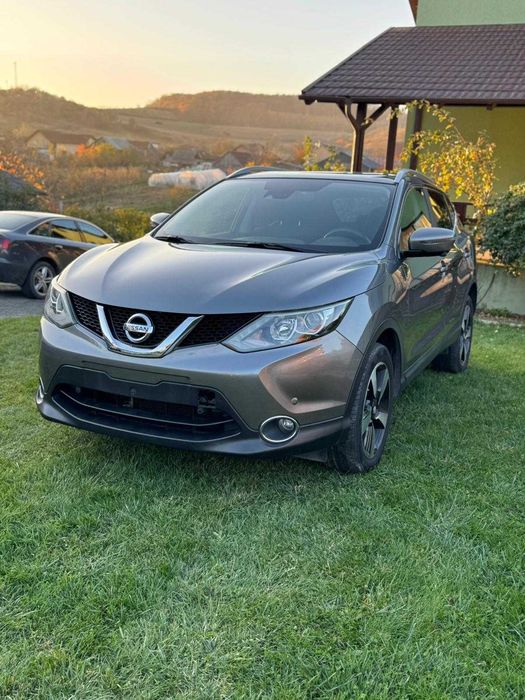 Vand Nissan Qashqai 1.2 benzina din 2015
