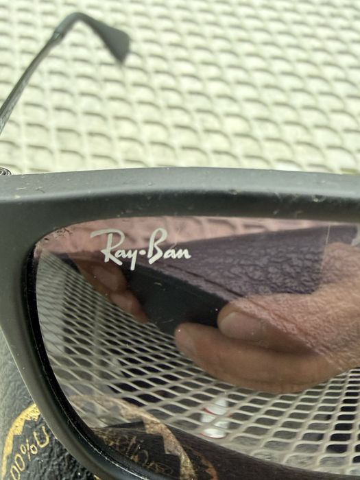 Ray Ban  RB4187 Chris