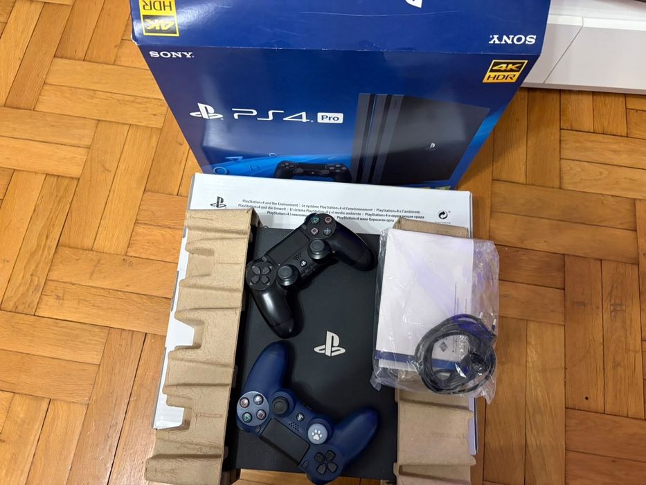 Ps 4 pro 1 TB + 16 интересни игри