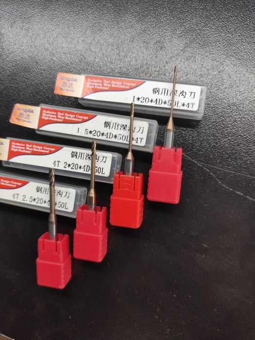 Твердосплавная концевая и сферическая радиусный фреза для металлaHRC60