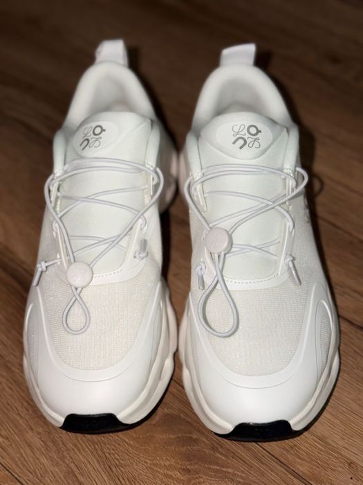 Продам кросовки