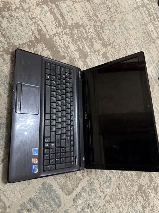 Продаю ноутбук на запчасти