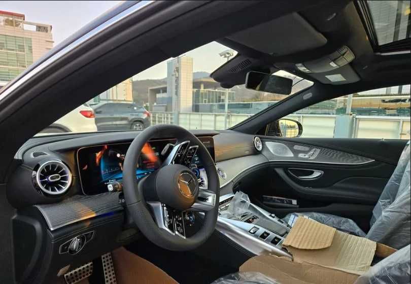 Mercedes AMG GT 4MATIC