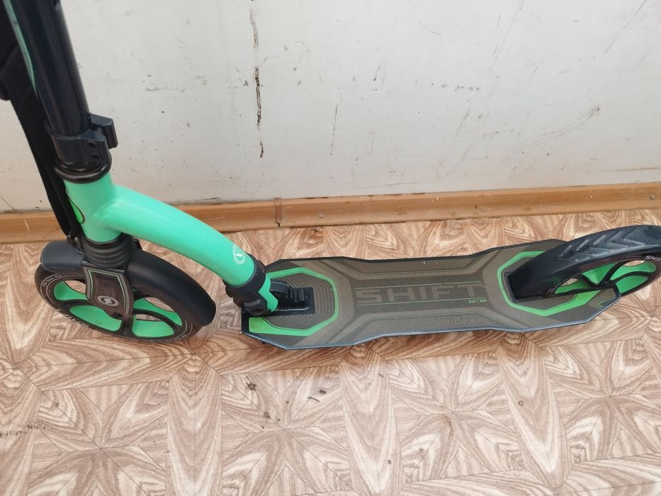 Мощный надёжный самокат Ridex Shift 230