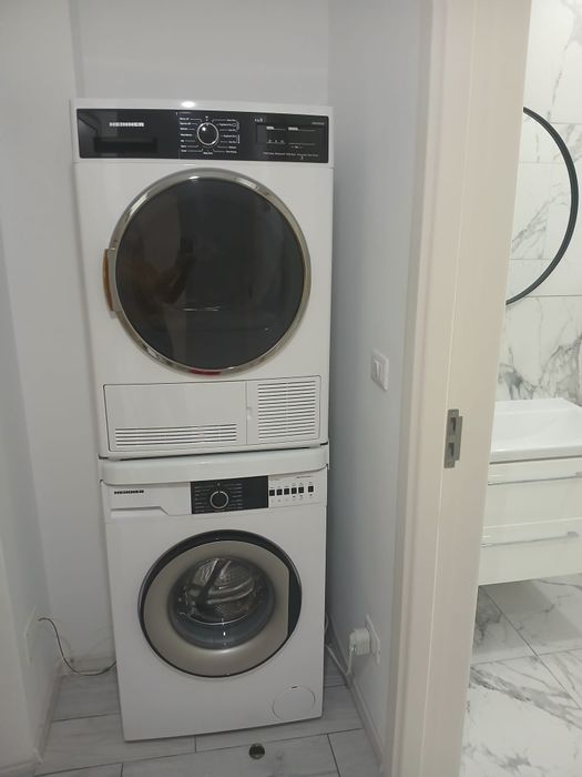 Închiriez garsoniera