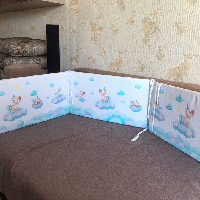 Бортик в детскую кроватку