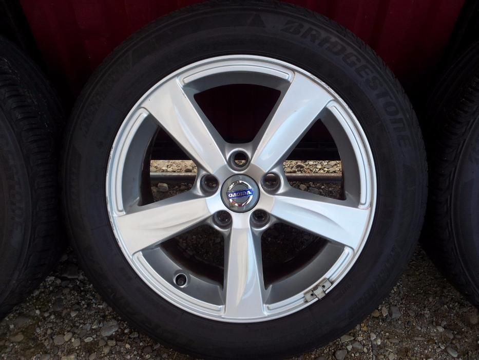 Jante VOLVO V40II S60II V60 S80II V70 C30 S40II V50 C70II R16 Matres