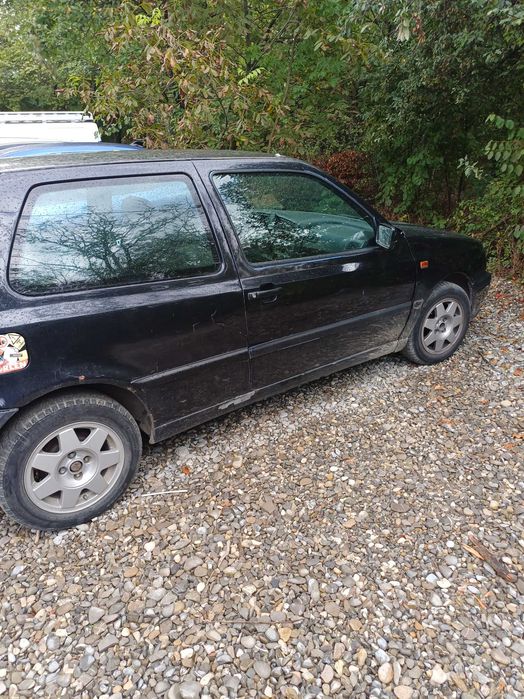 Golf 3 pentru piese motor 1,8,functionabil 100%