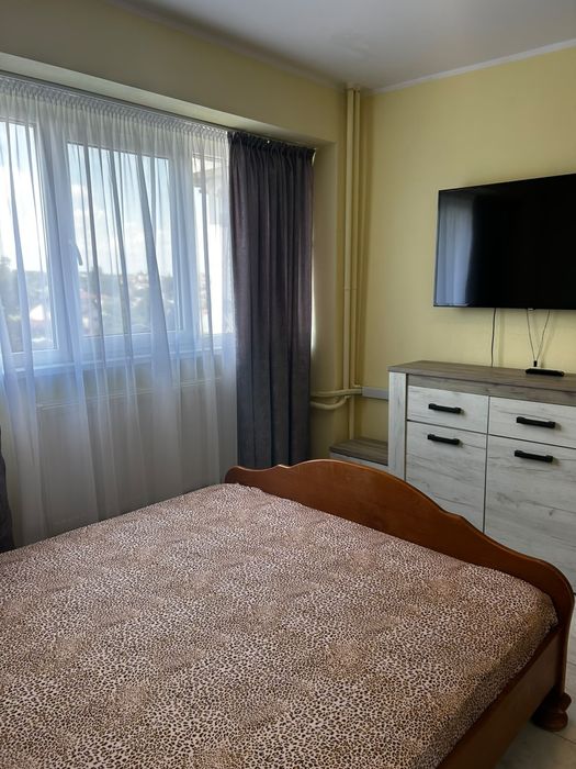 Închiriez apartament 2camere decomandate , mazepa BR-uri