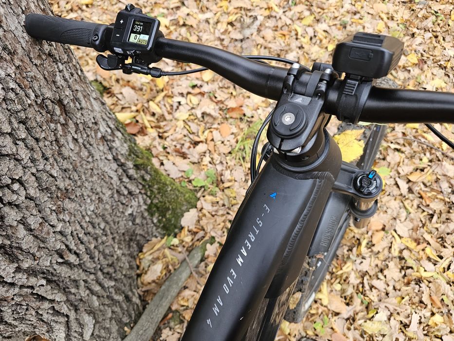 Bicicleta  BULLS  1000 Wh (electrica)