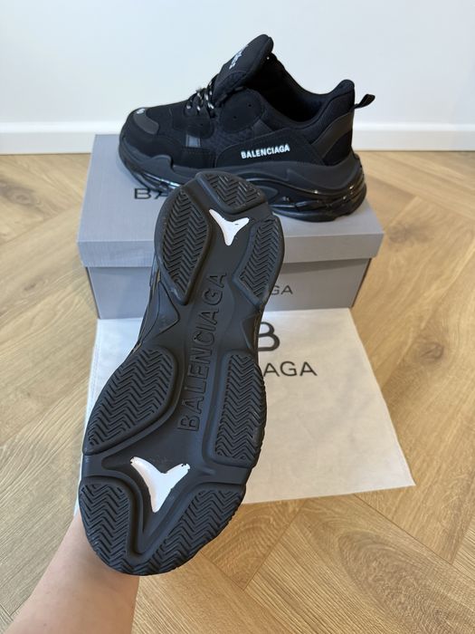 Balenciaga Triple S produs nou premium