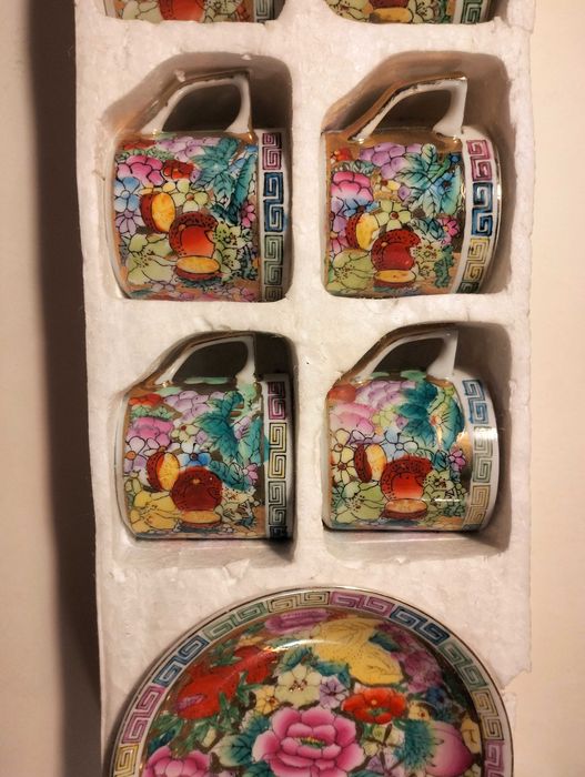 Сервиз за кафе, нов