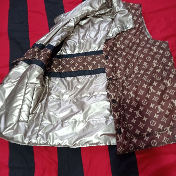 Nimcha orginal 2 tomonlama kiyiladi