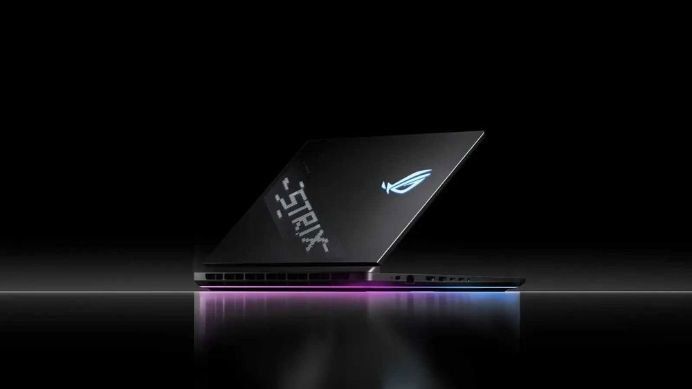 Asus ROG Strix SCAR 16/Ultra9-275HX/RTX 5090 24GB/16"WQXGA IPS 240Hz