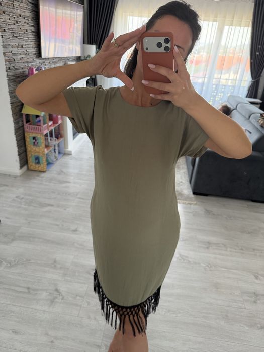 Rochie cu franjuri