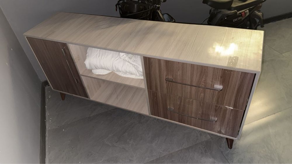 Тумба под телевизор