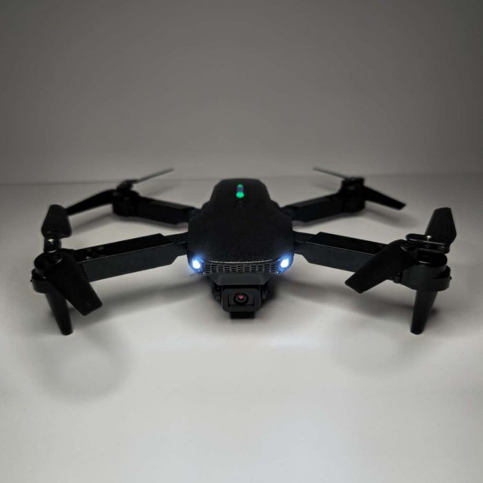 Дрон E100 Dual Camera с множенство функции
