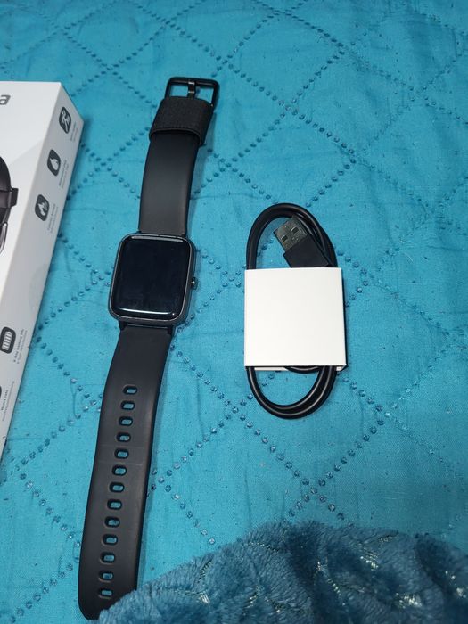 Se vinde urgrnt Smartwatch Hama 5910