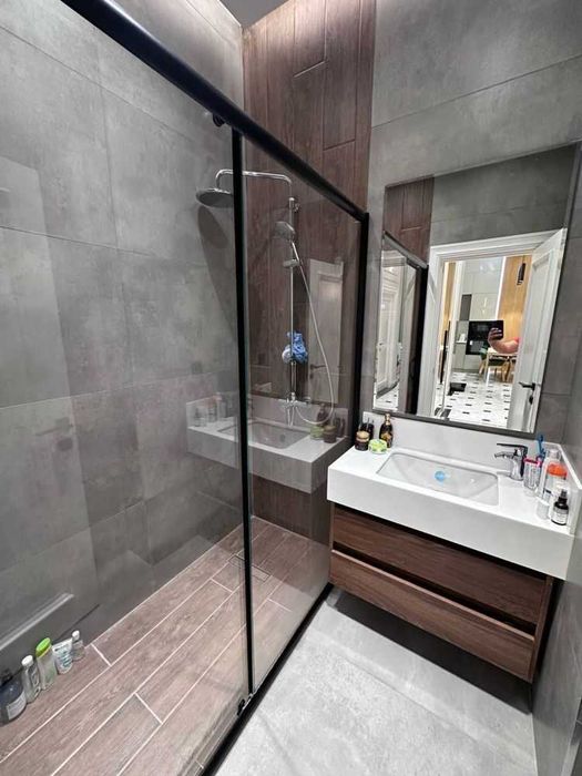 Сдаётся квартира дуплекс в новостройке Голден хауса ул.Мукумий