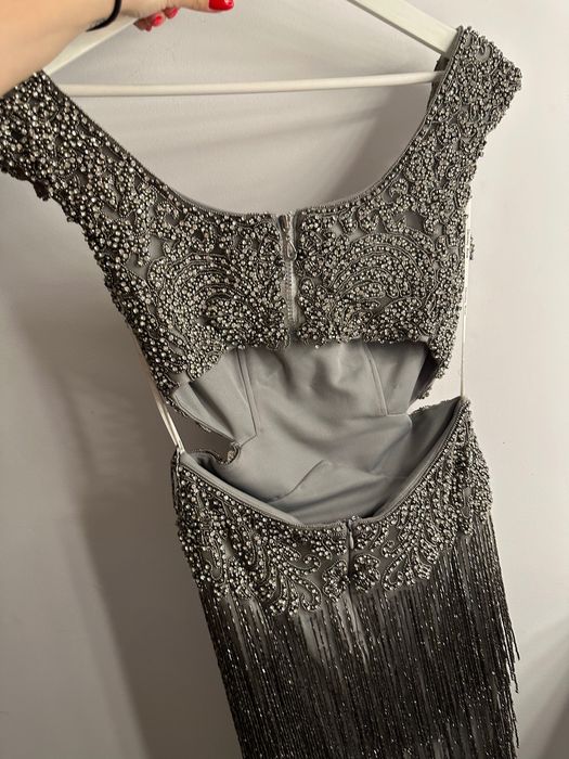 Rochie bijuterie