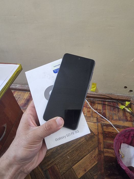 Samsung S21Fe 8/128gb ideal iwlawi zur aybi yuq tozza telefon