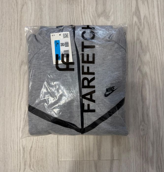 ULTIMELE BUCATI!! Compleu Bluza / Pantaloni Trening Nike Tech Fleece Gri Marimi S-XXL Unisex