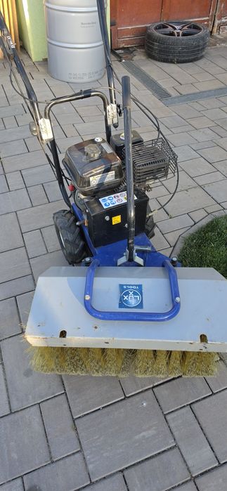 Utilaj  pt diferite activități model profesional