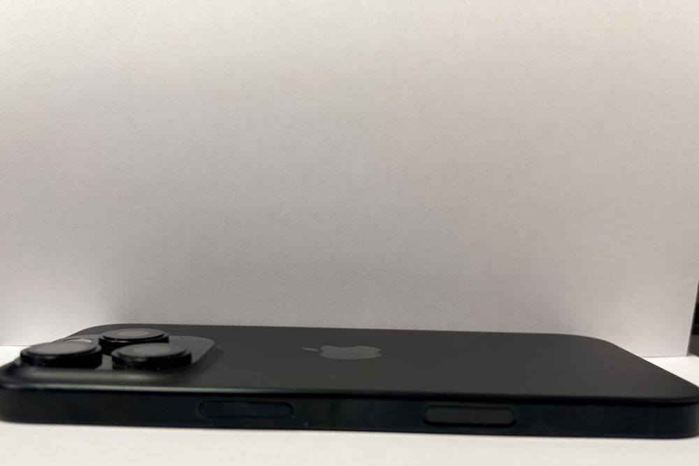 iPhone 16 Pro 128 GB 92 Battery