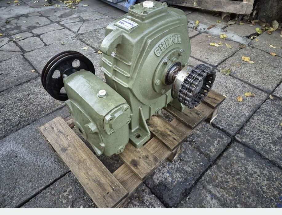 Reductor de turatie/ multiplicator