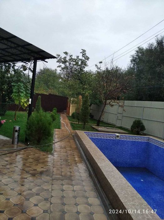 Dacha sotiladi 5.5 sotix xalol