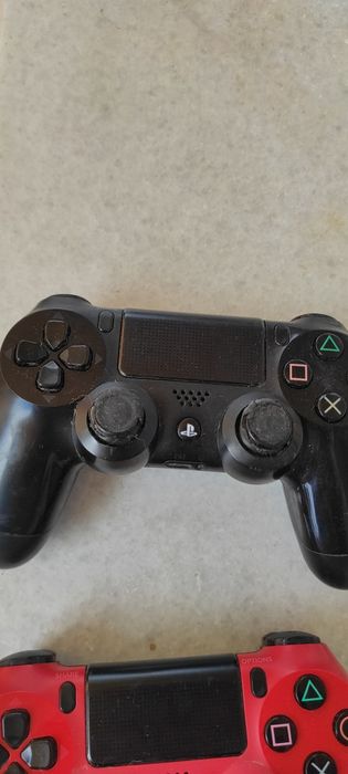 Конзола PS4 Fat 500 gb + 2 джойстика , Кабели и Игра