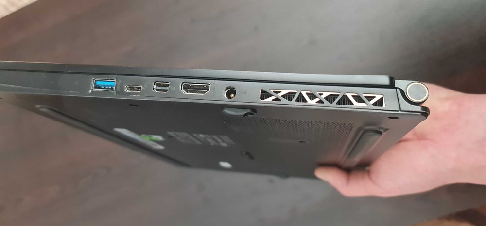 msi gs65 thin 8re / 144hz