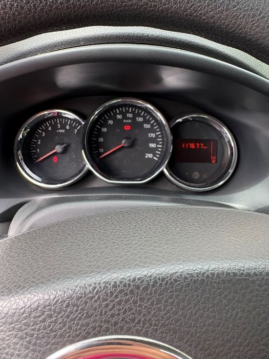 Vand logan 1.2 benzina