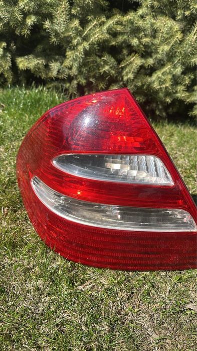 Продам фары на Е 211 elegance