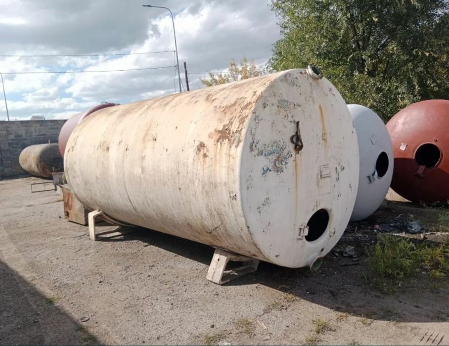 Эмалированые ёмкосьти  бочки