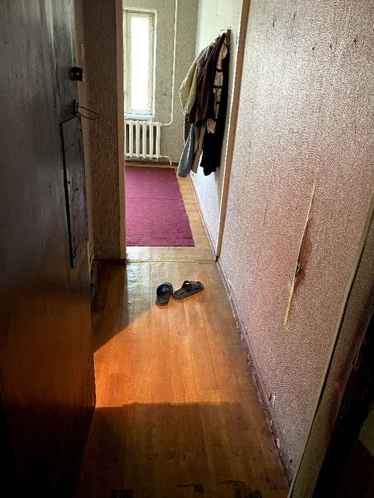 Xonadon  1 xonali  sergili tuman turon metro yonida index bozor oldi