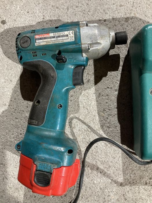 Малък импакт Makita 12 V