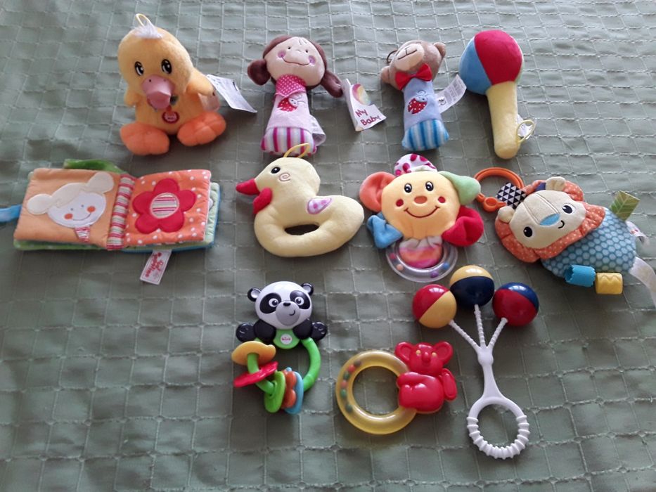 Бебешки дрънкалки играчки