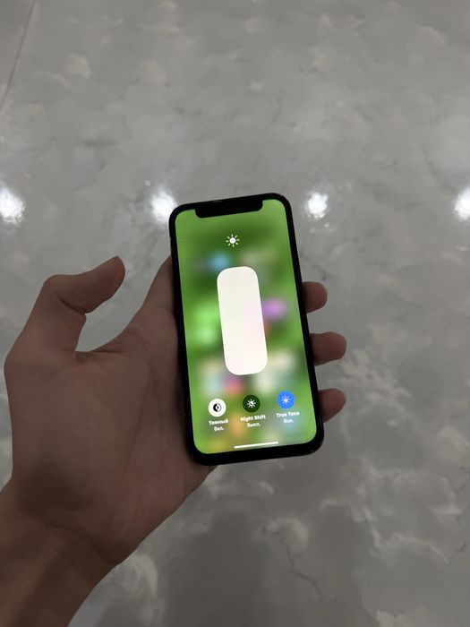 продам iPhone 12 mini