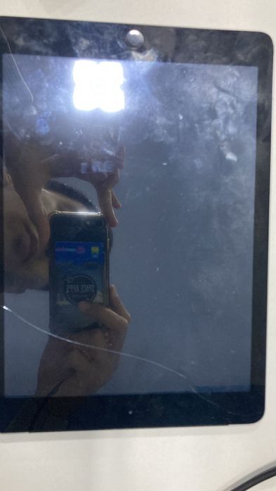 Продается 7 планшетов Ipad в алмате.