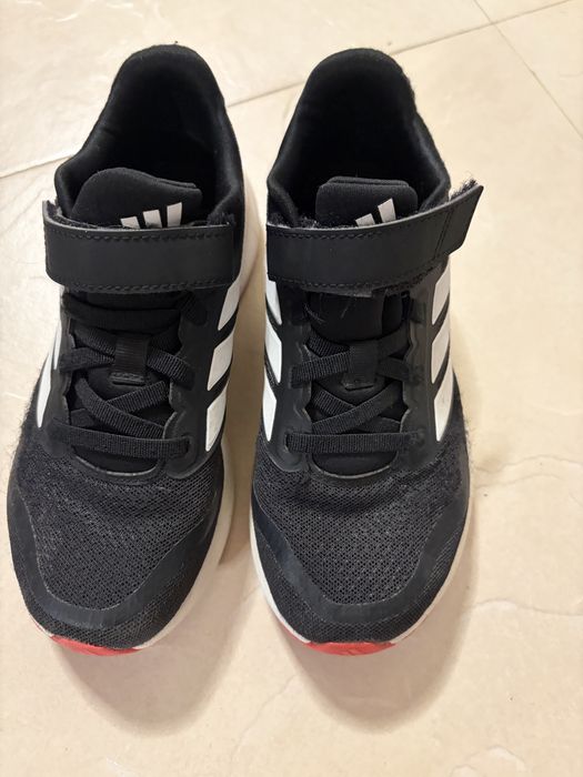 Маратонки Addidas