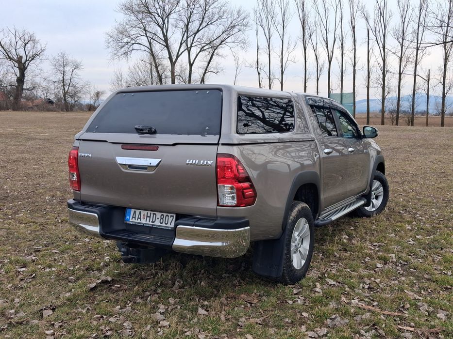 Toyota hilux 2.4diesel manual