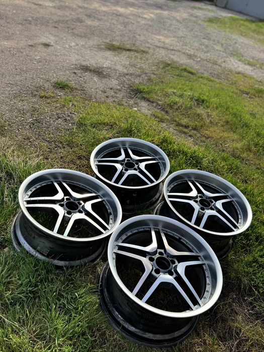 Продам диски на мерс 5х112